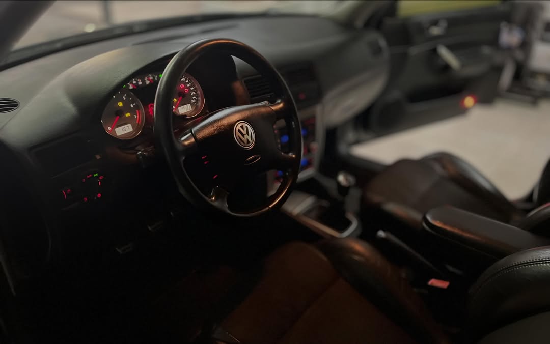 
Volkswagen Golf Sportline 2013 full									