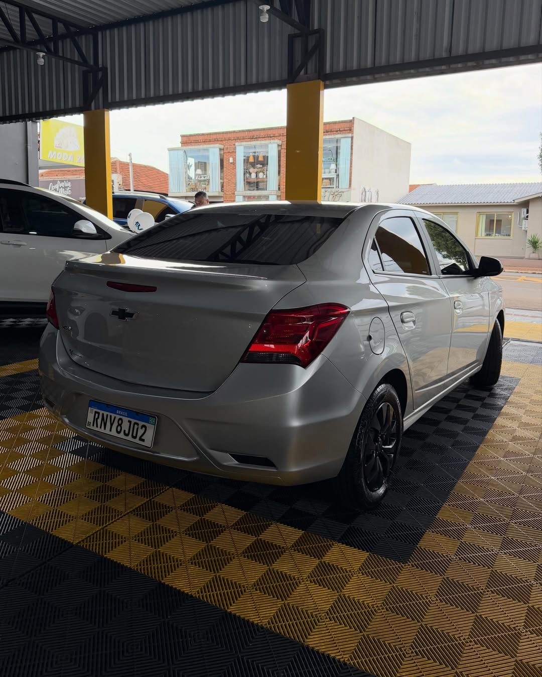CHEVROLET JOY PLUS 2021