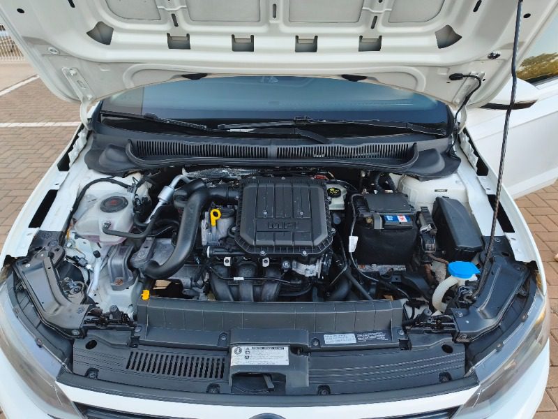 
Volkswagen Polo 2020 full									