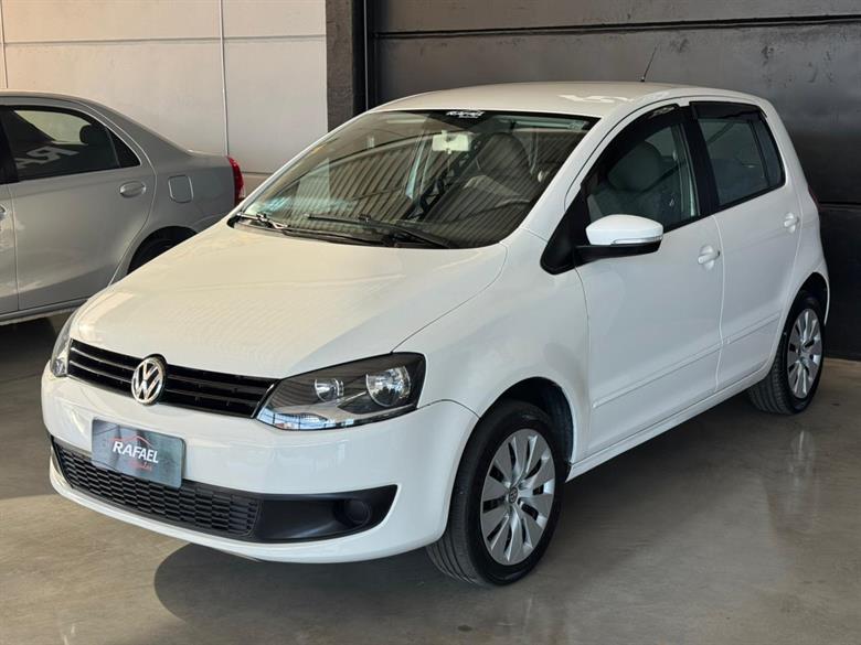 
Volkswagen Fox 2013 full									