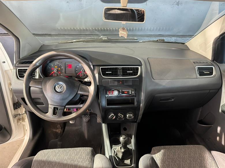 
Volkswagen Fox 2013 full									