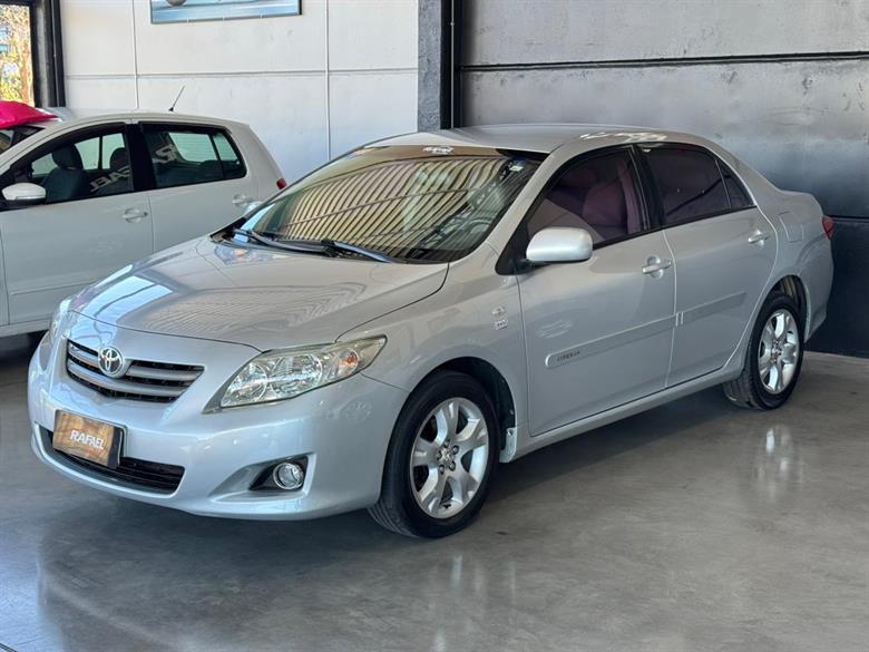 
Toyota Corolla GLI 2011 full									