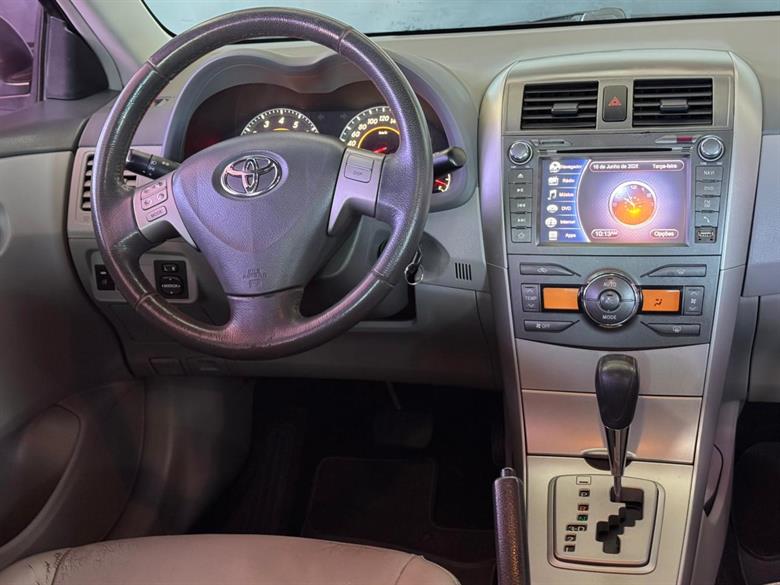 
Toyota Corolla GLI 2011 full									
