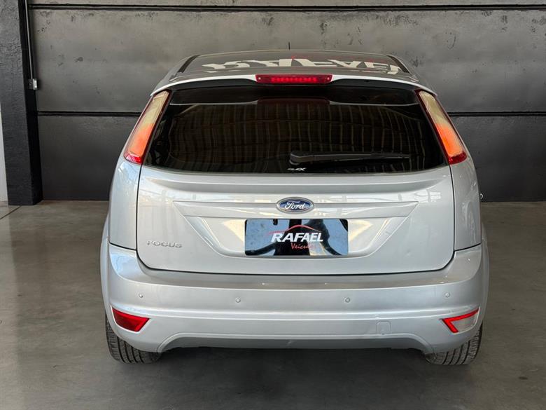 Ford Focus Hatch 2011