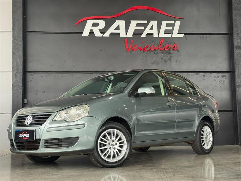 
Volkswagen Polo 2011 full									