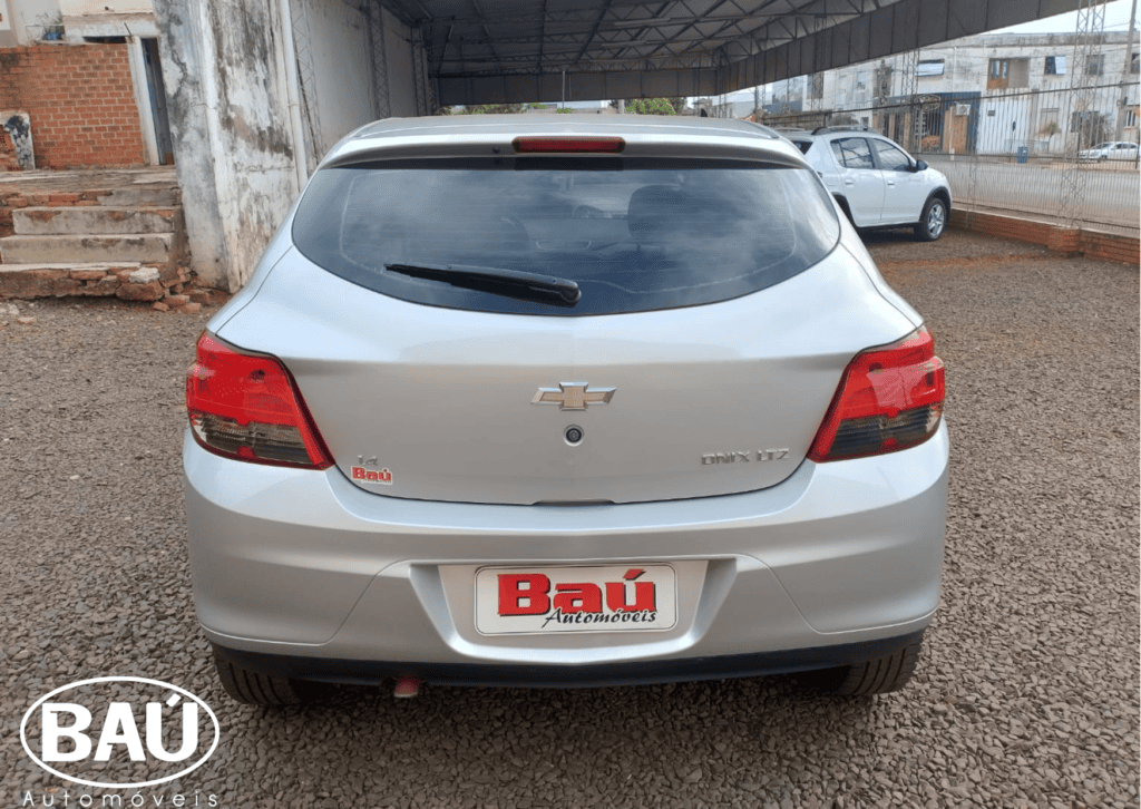 
								CHEVROLET ONIX LTZ 2015 full									