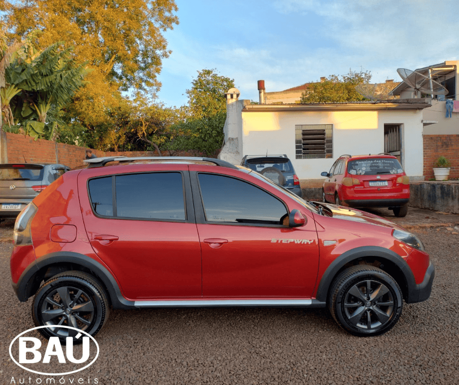 
								RENAULT SANDERO STEPWAY HI-POWER 2014 full									