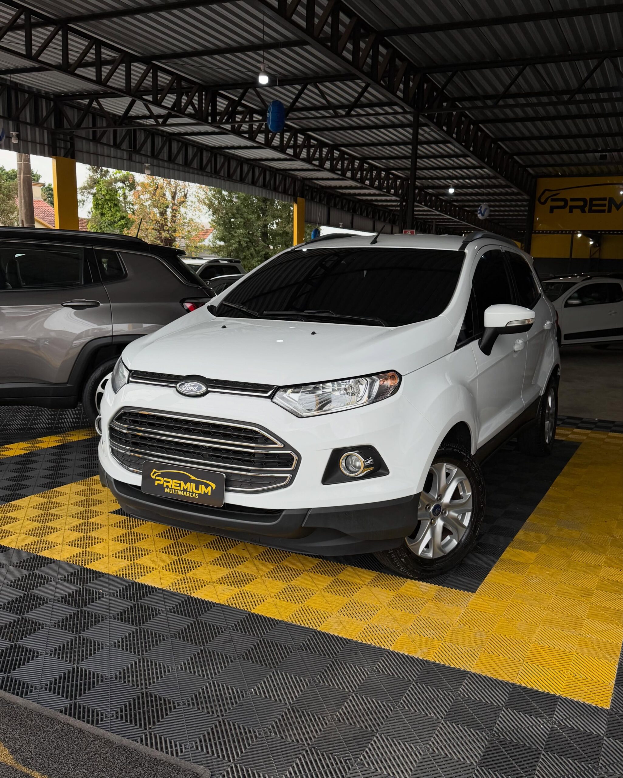 FORD ECOSPORT TITANIUM 2015
