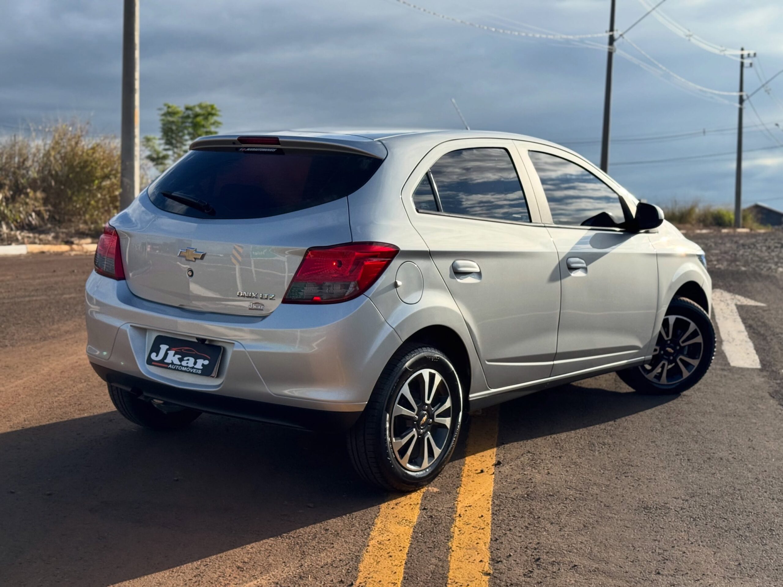 Chevrolet Onix LTZ 2015
