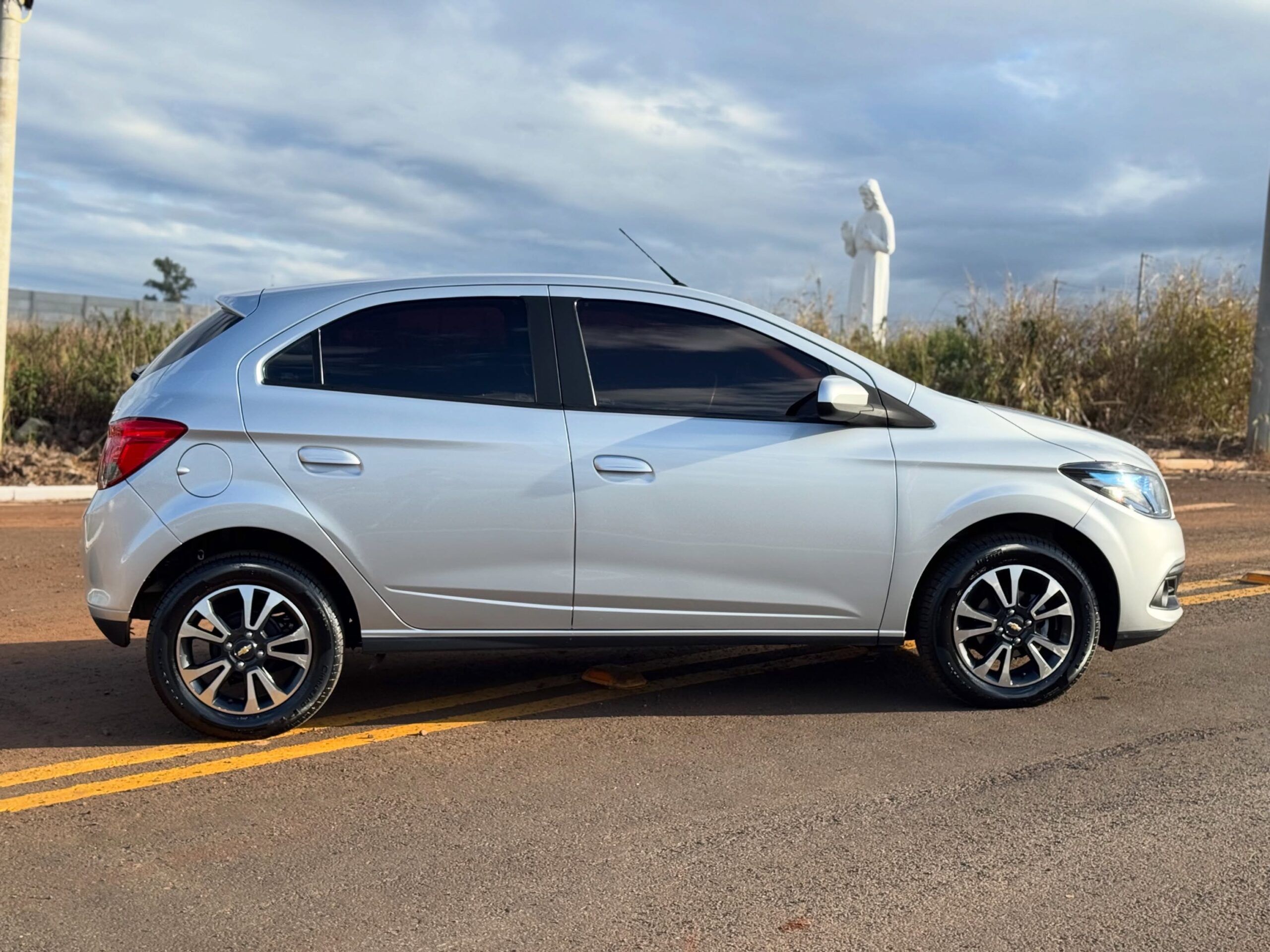 Chevrolet Onix LTZ 2015