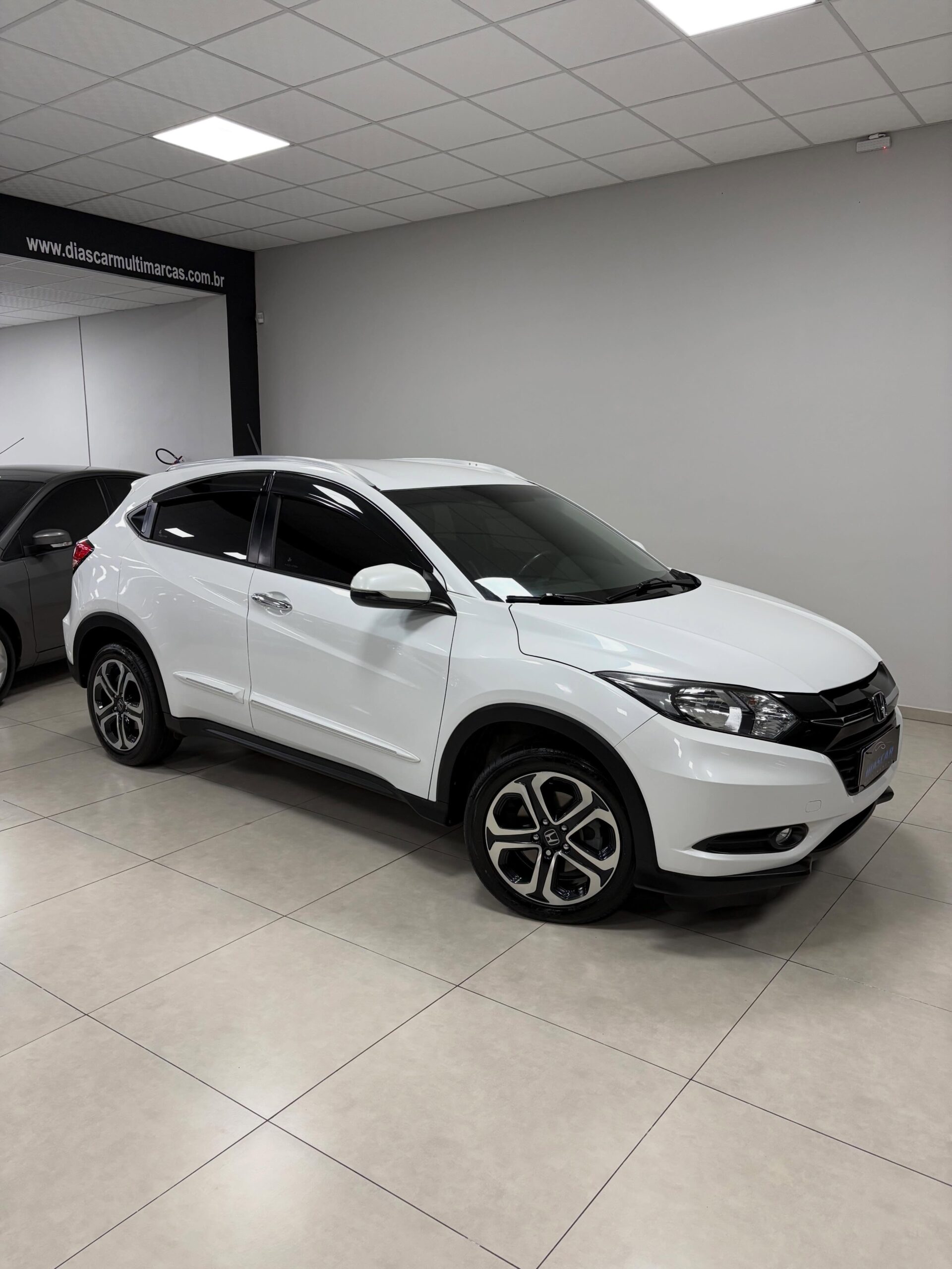 
Honda HR-V EXL 2018 full									