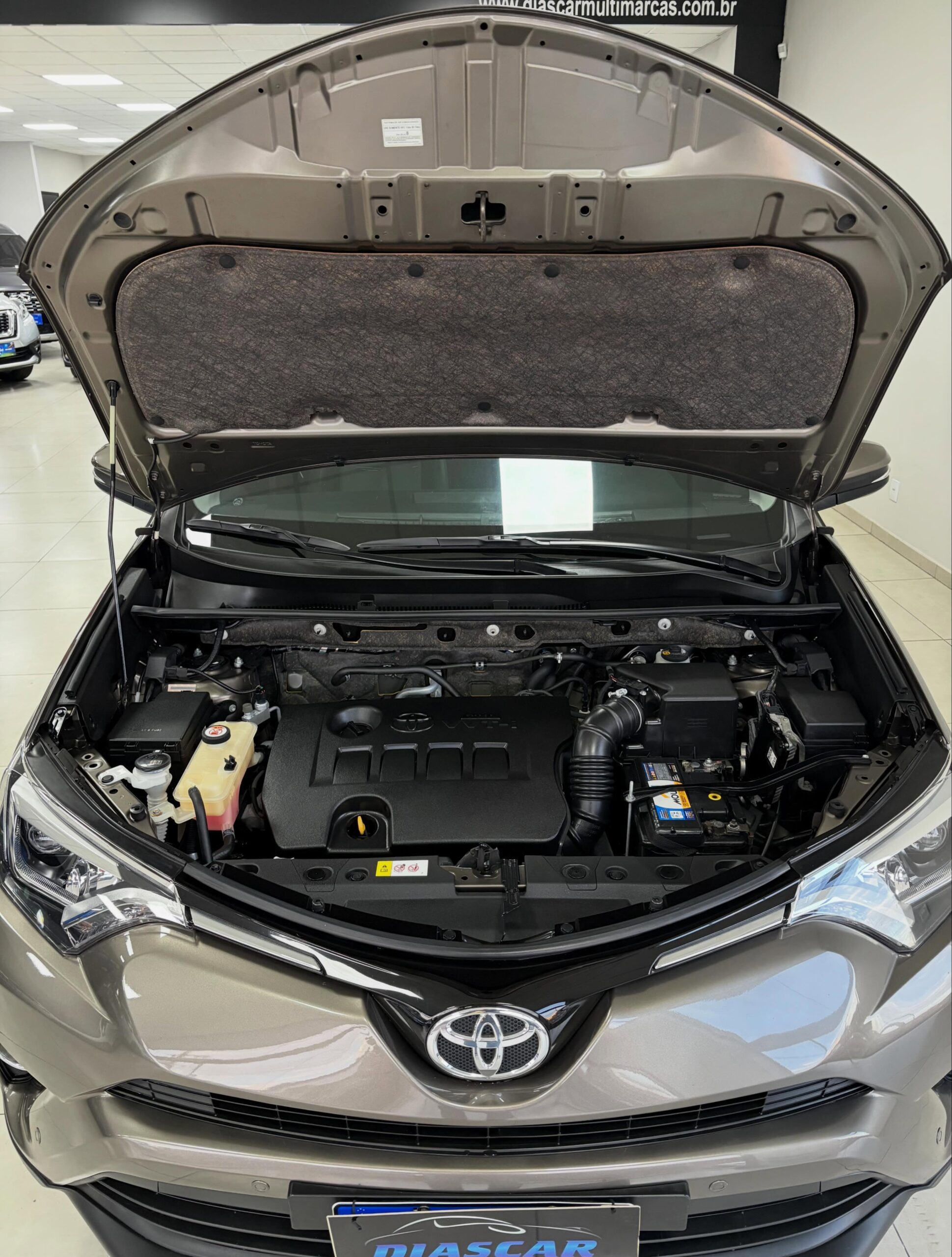 
Toyota Rav4 2018 full									