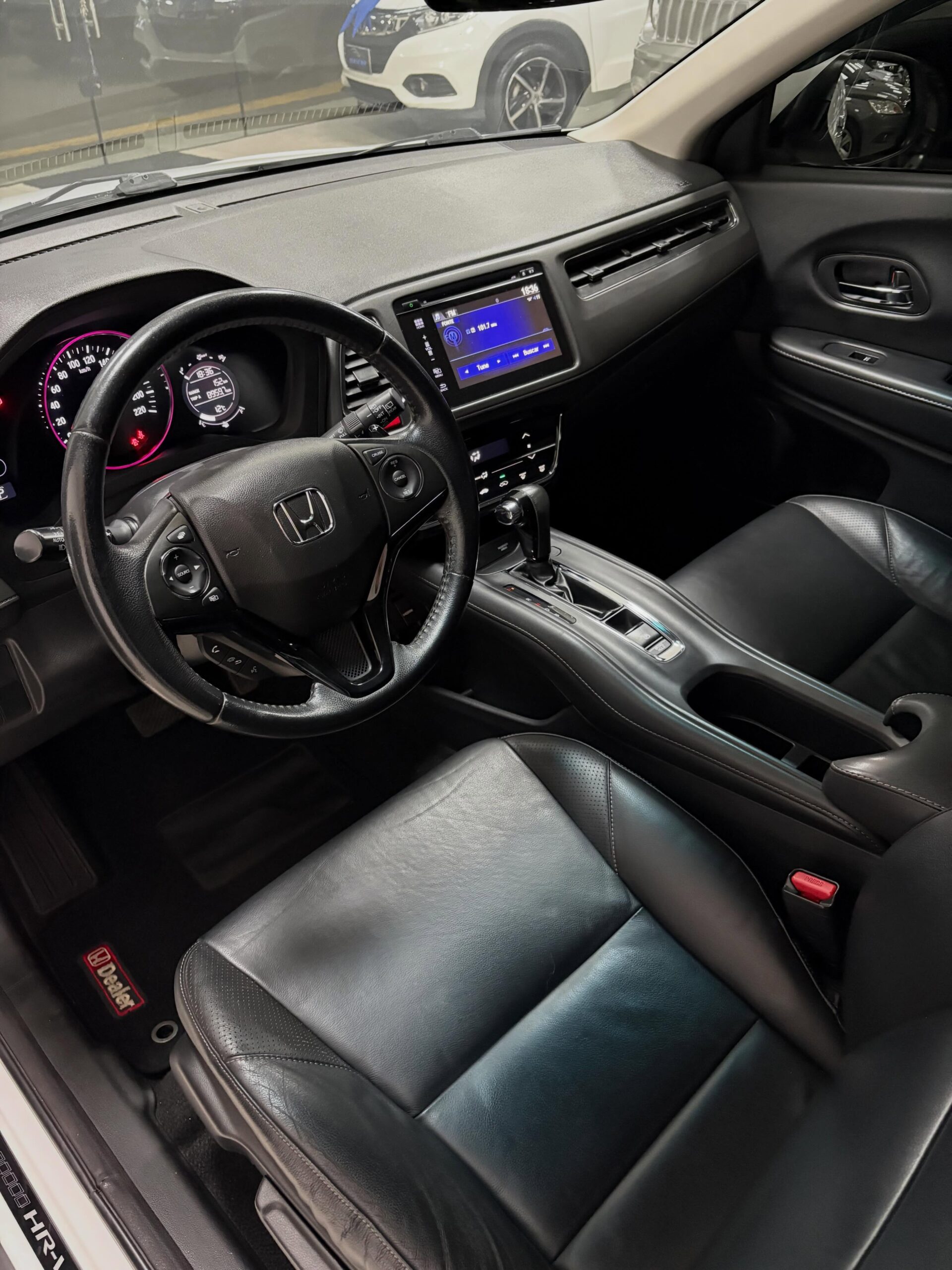 
Honda HR-V EXL 2018 full									