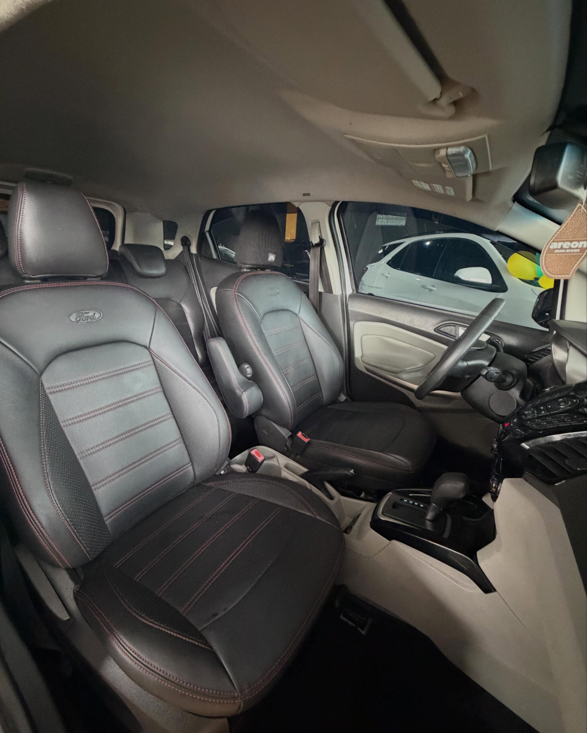 
								FORD ECOSPORT TITANIUM 2015 full									