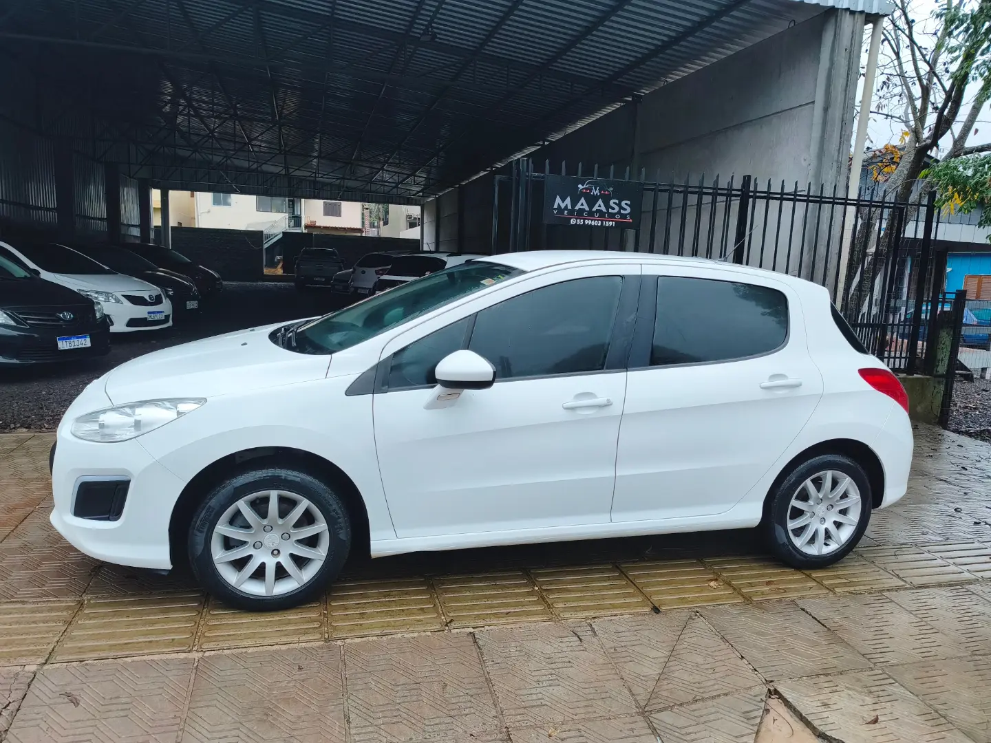 
Peugeot 308 Active 2013 full									