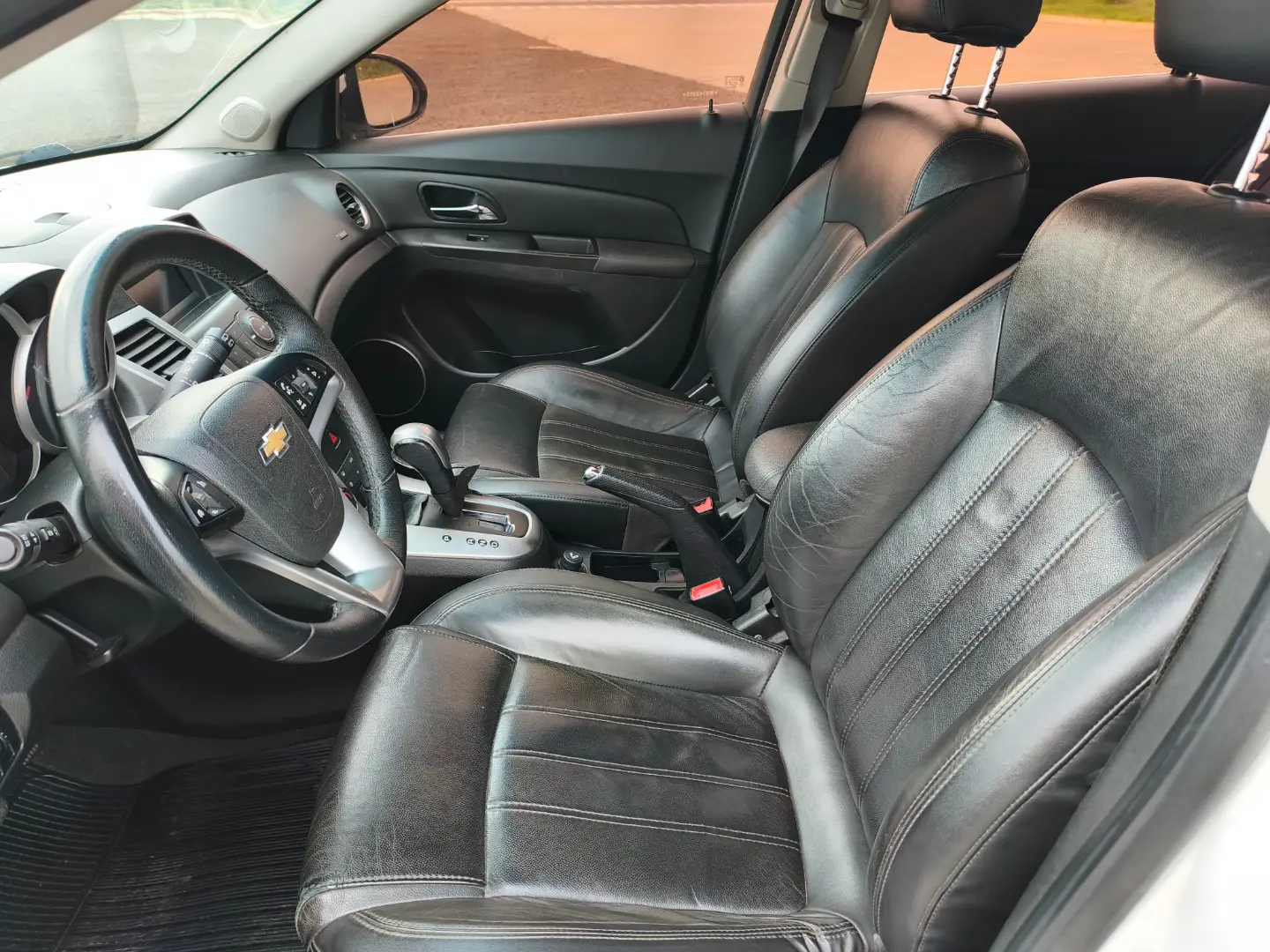 
								Chevrolet Cruze LT 2014 full									