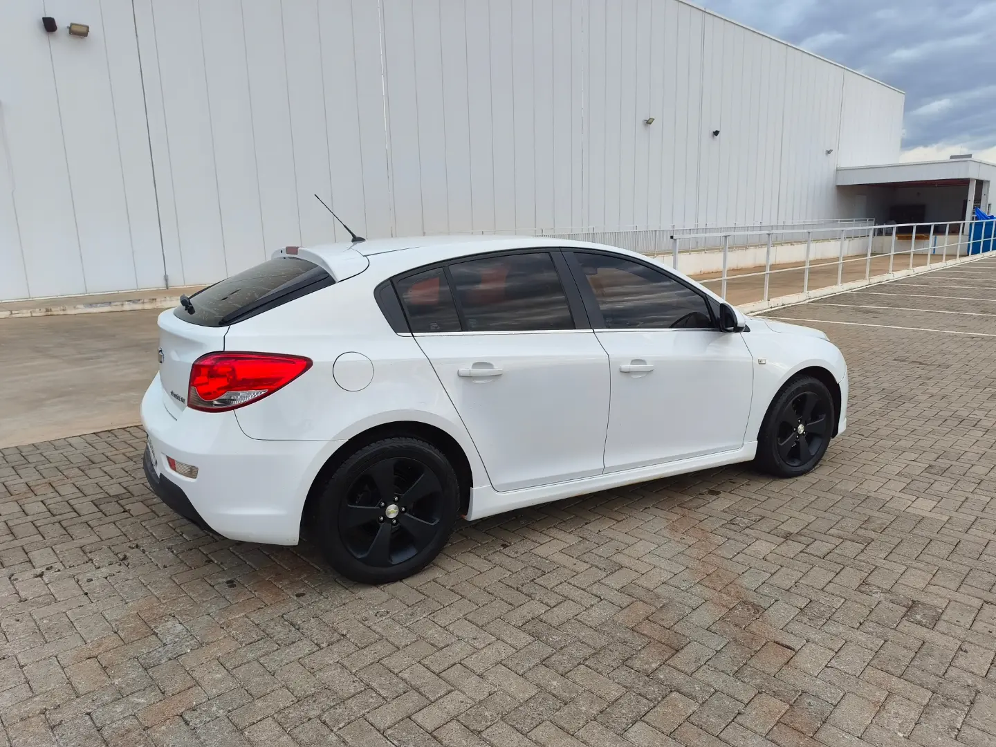 
								Chevrolet Cruze LT 2014 full									