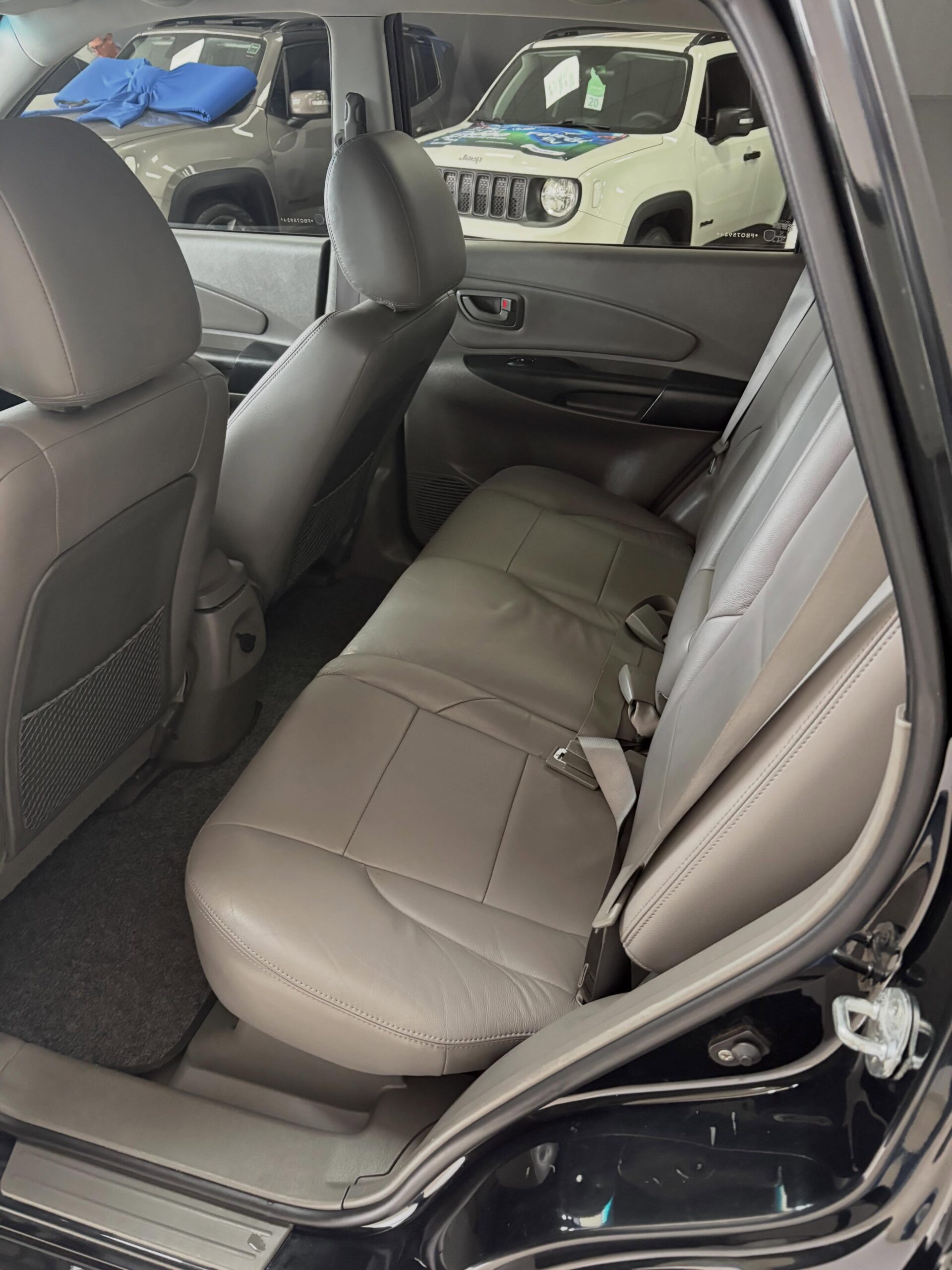
								Hyundai Tucson 2015 full									