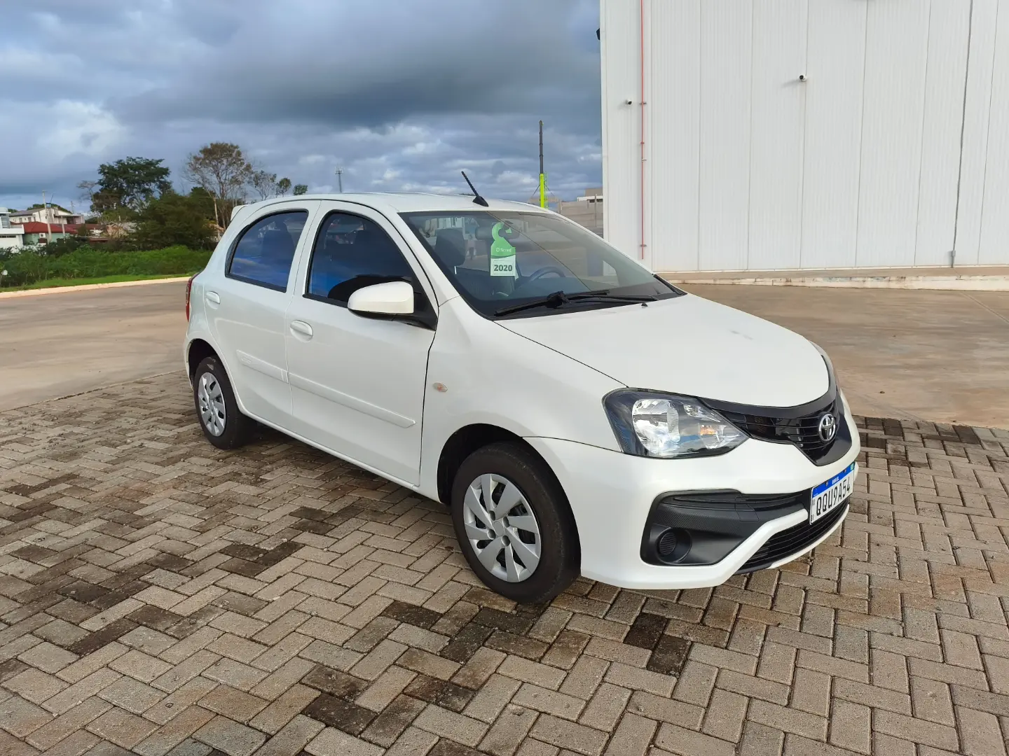 
								TOYOTA ETIOS X 2020 full									