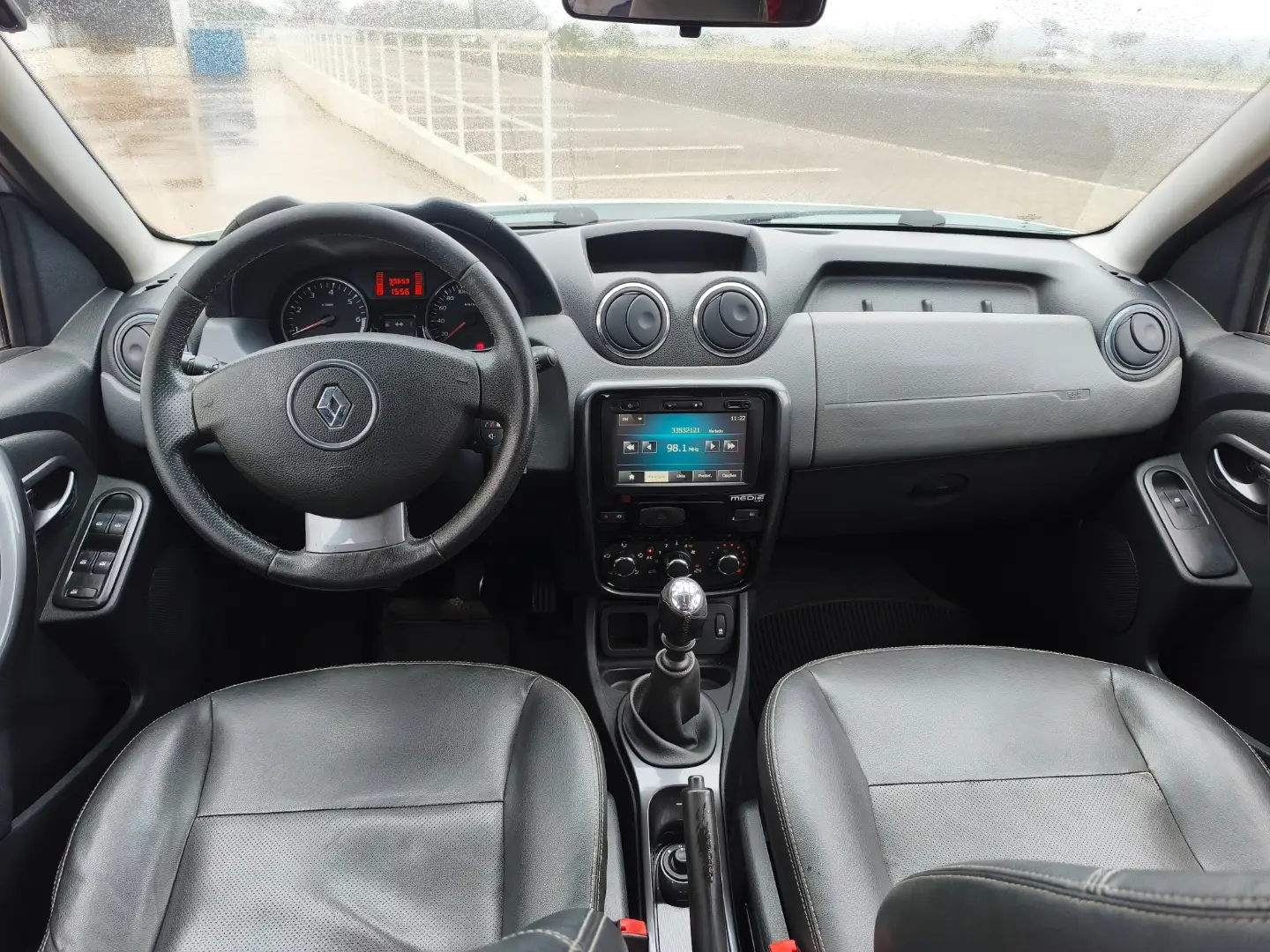 
								RENAULT DUSTER TECH ROAD 2015 full									