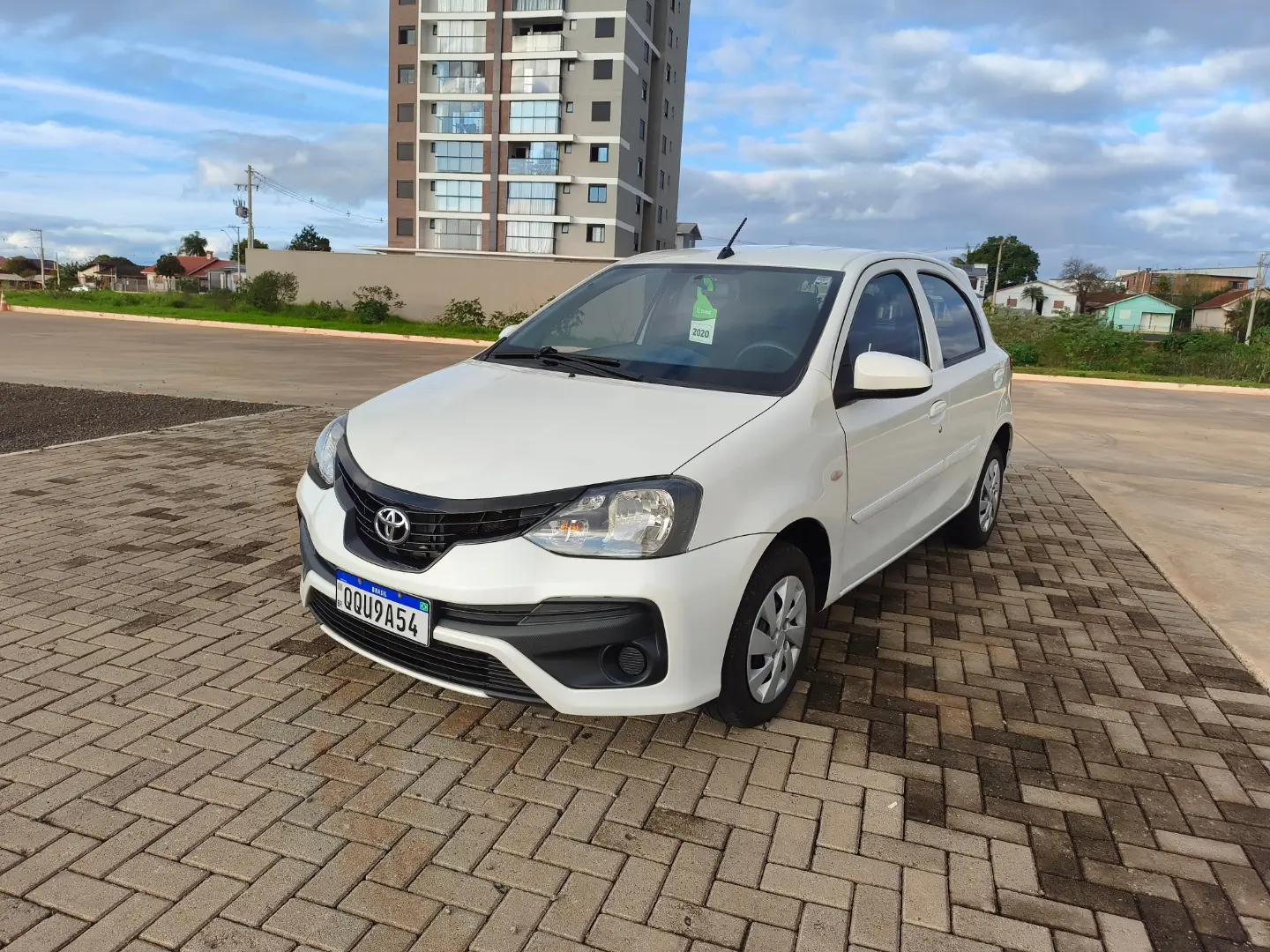 
								TOYOTA ETIOS X 2020 full									