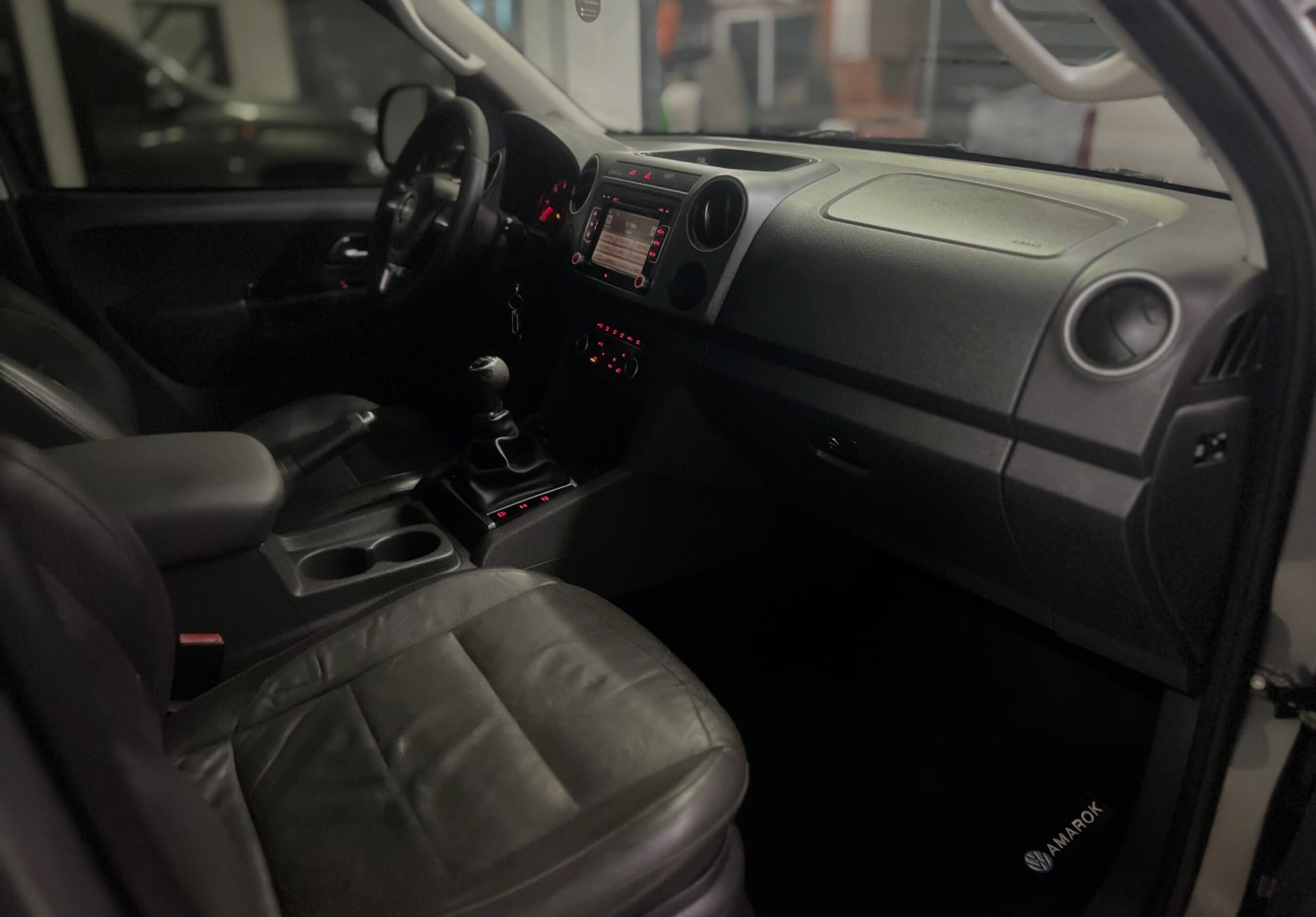 
								Volkswagen Amarok CD Highlin 2011 full									