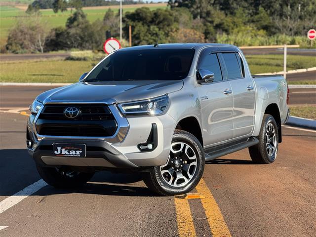 Toyota Hilux CD SRX 2021