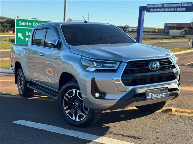 Toyota Hilux CD SRX 2021