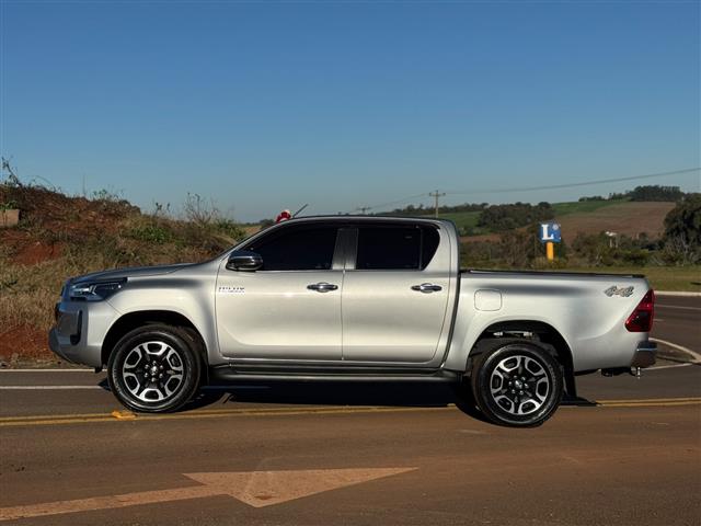 Toyota Hilux CD SRX 2021