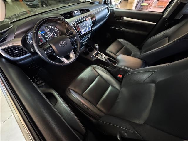Toyota Hilux CD SRX 2021