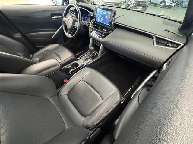 
								Toyota Corolla Cross XRE 2023 full									