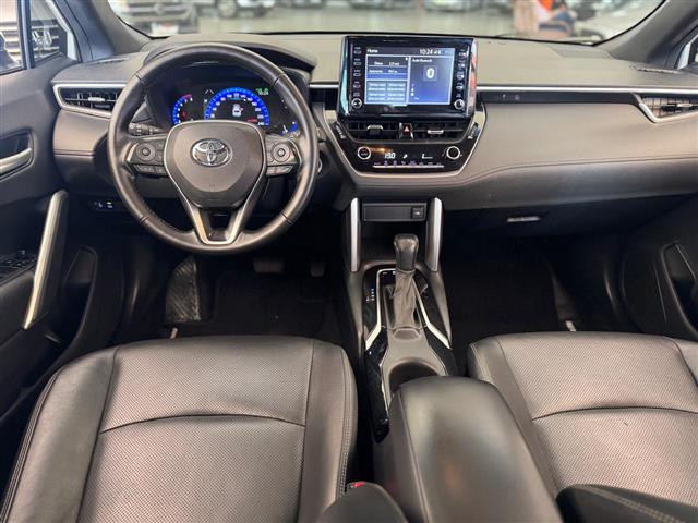 
								Toyota Corolla Cross XRE 2023 full									