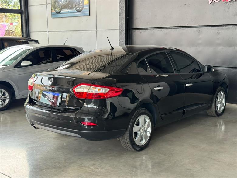 
								RENAULT Fluence Dynamique 2011 full									