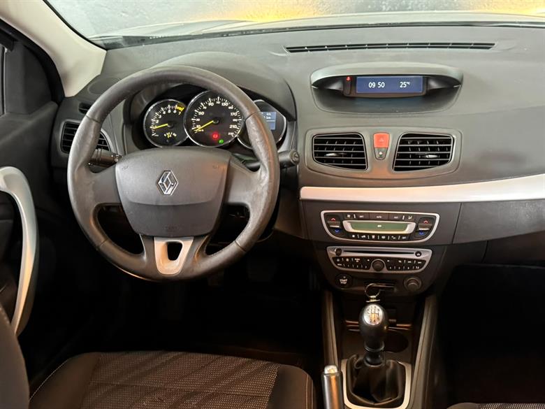 
								RENAULT Fluence Dynamique 2011 full									