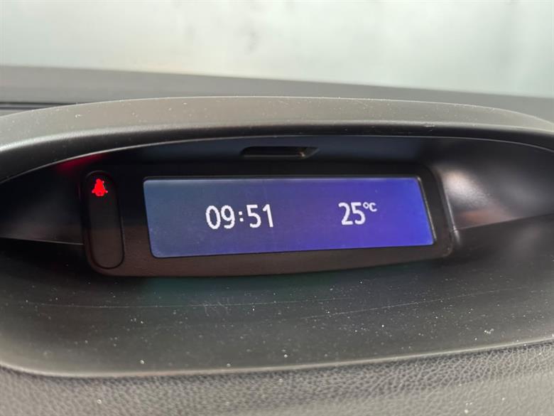 
								RENAULT Fluence Dynamique 2011 full									