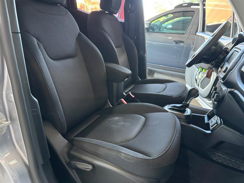 
								Jeep Renegade Sport 2020 full									