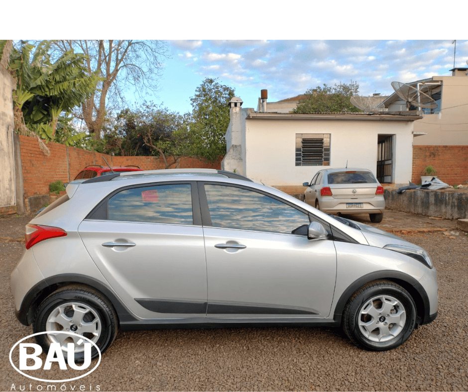
								HYUNDAI HB20X 2014 full									