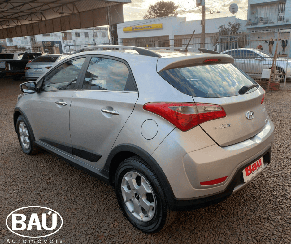 HYUNDAI HB20X 2014
