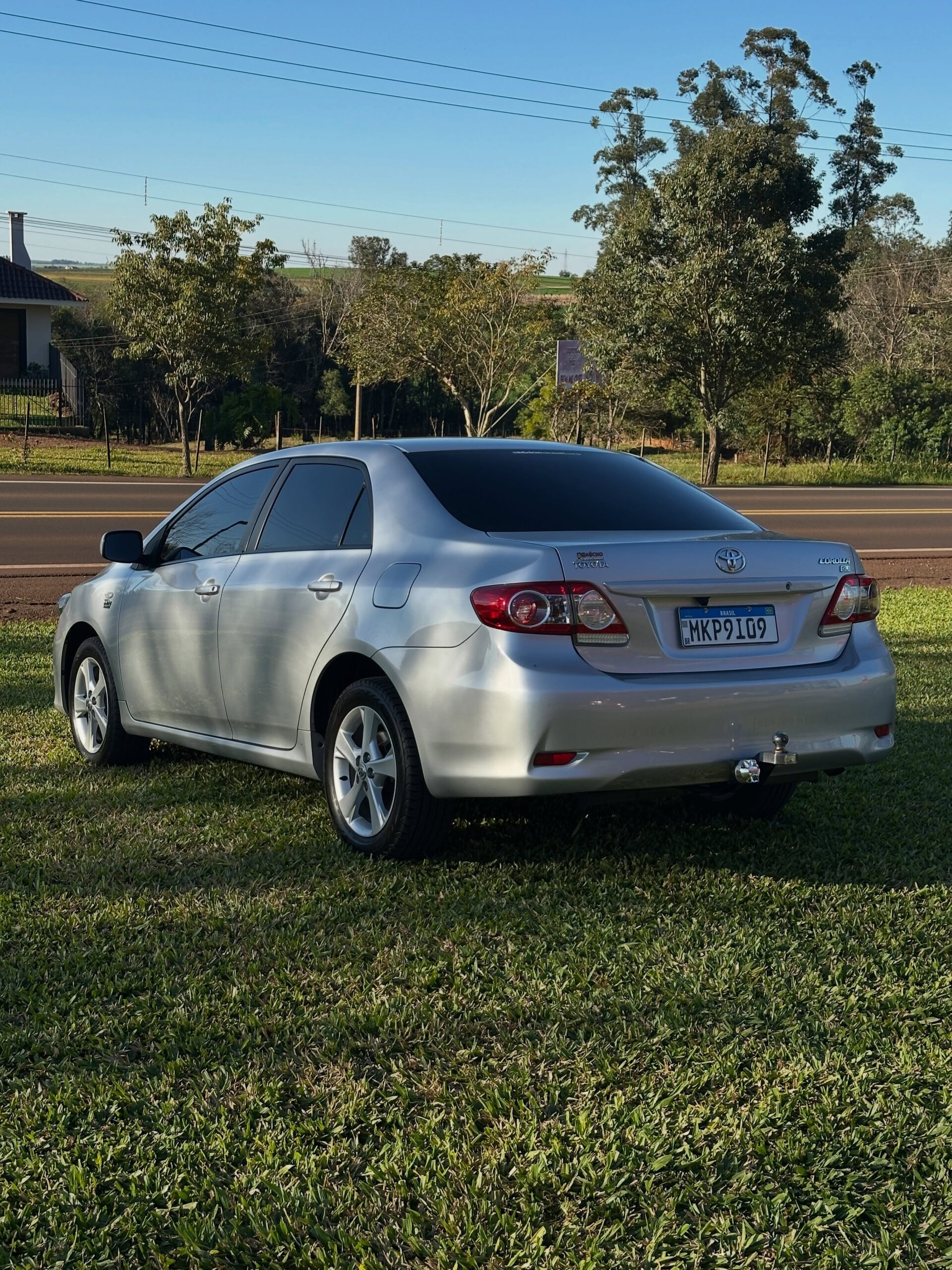 TOYOTA COROLLA GLi 2011