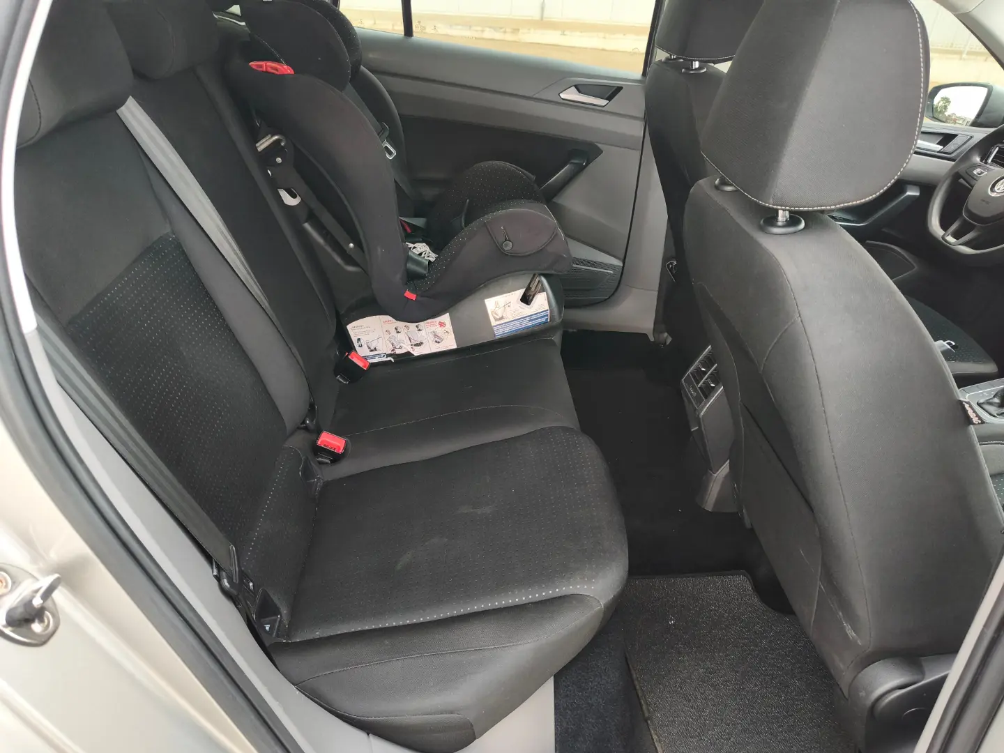 
								VOLKSWAGEN VIRTUS COMFORTLINE 2021 full									