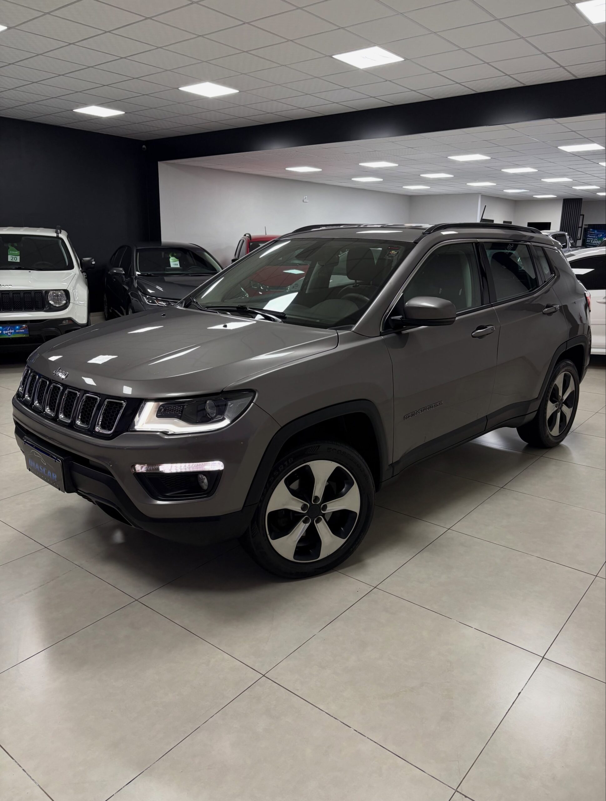 
								Jeep Compass Longitude 2018 full									