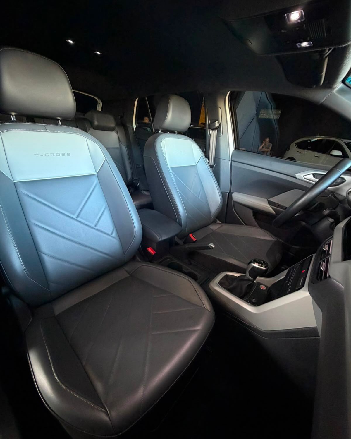 
								VOLKSWAGEN T-CROSS COMFORTLINE 2025 full									