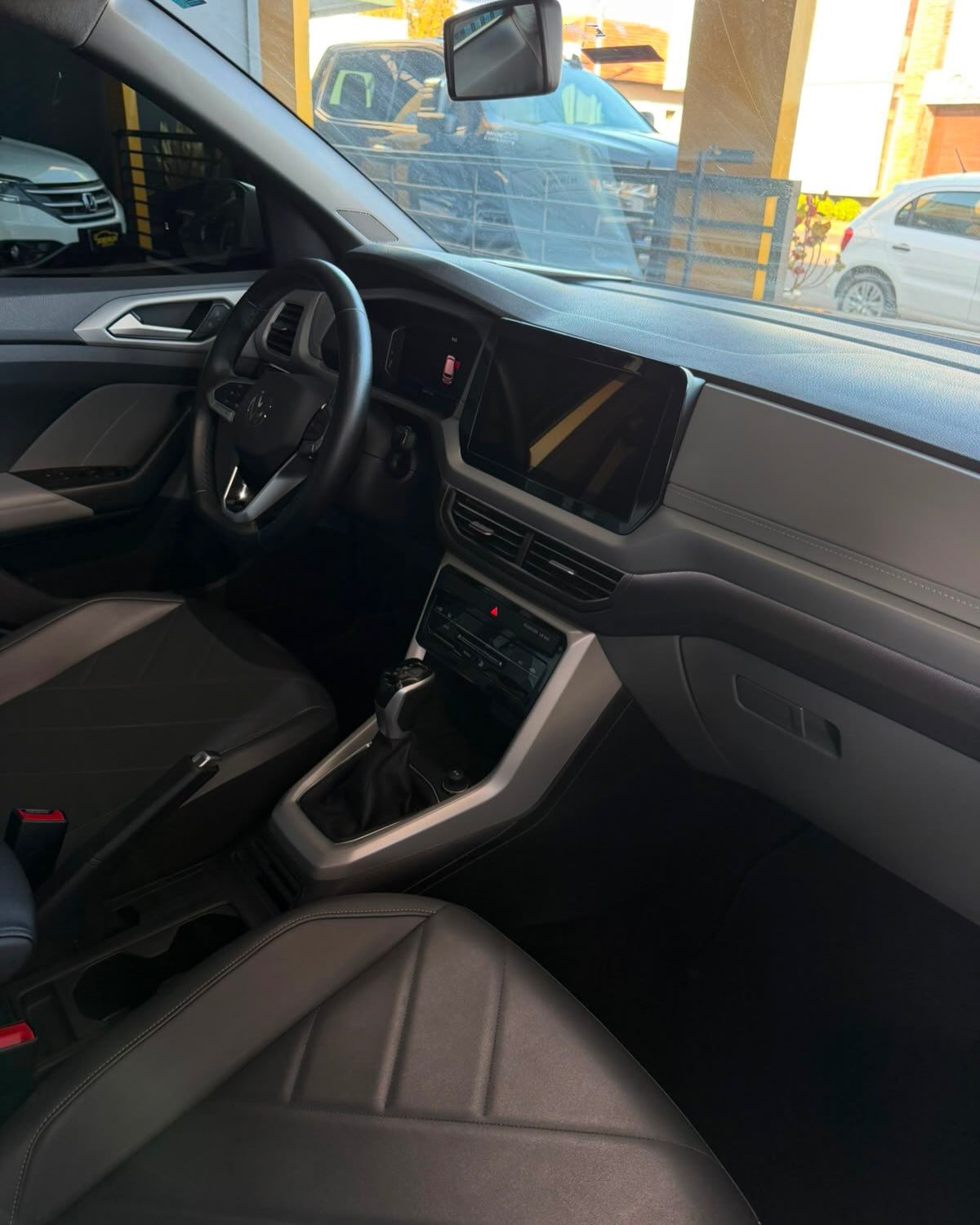 
								VOLKSWAGEN T-CROSS COMFORTLINE 2025 full									