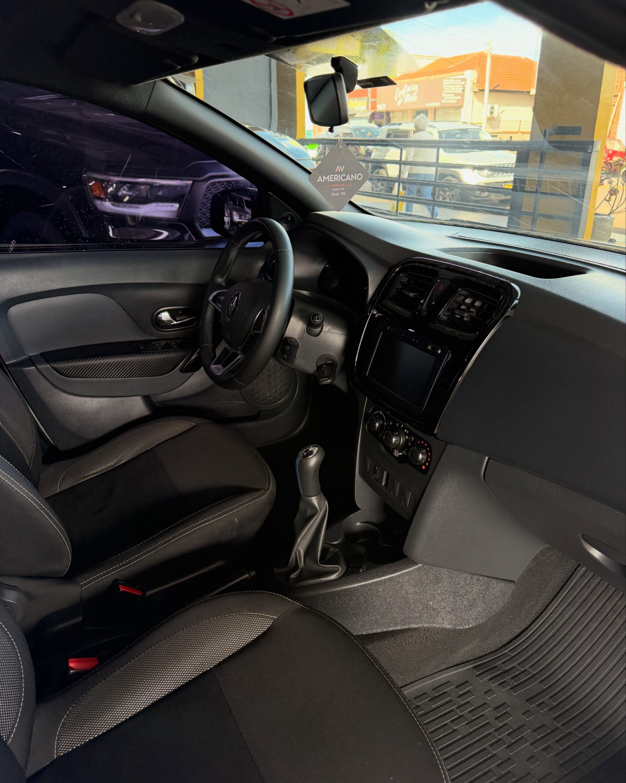 
								RENAULT SANDERO GT LINE 2022 full									