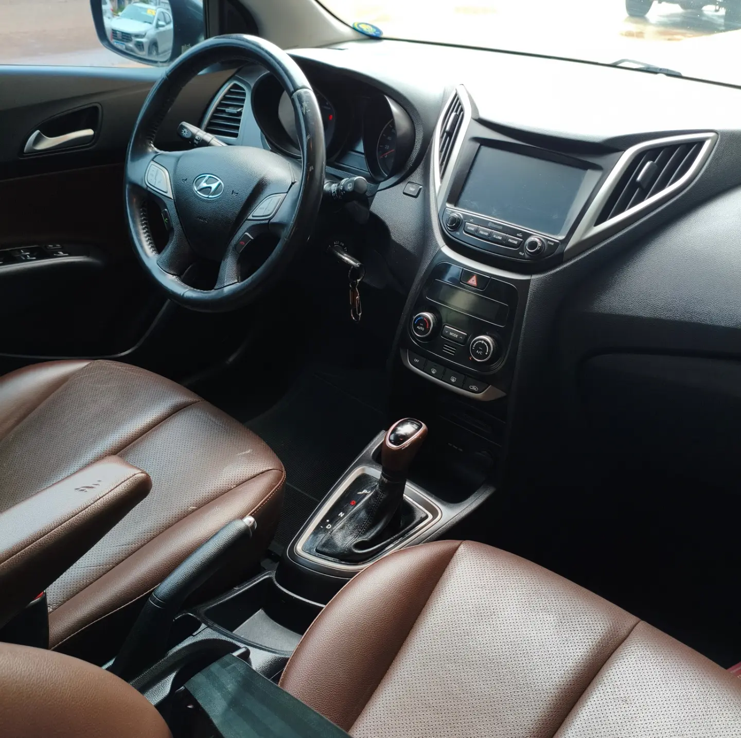 
								Hyundai HB20 Premium 2019 full									