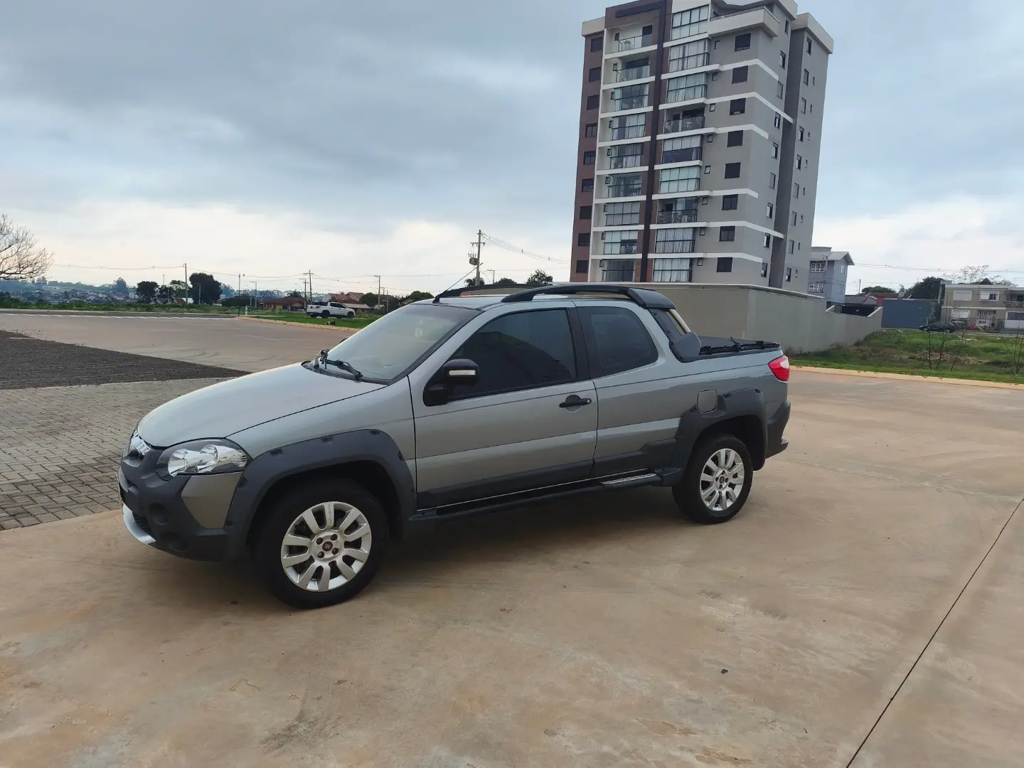 FIAT STRADA ADVENTURE 2015