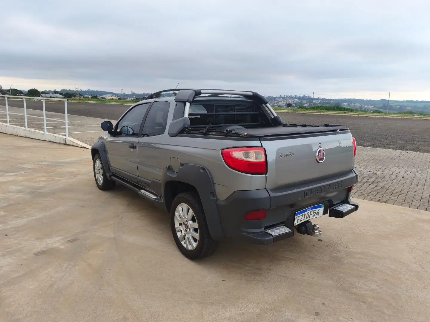 
								FIAT STRADA ADVENTURE 2015 full									