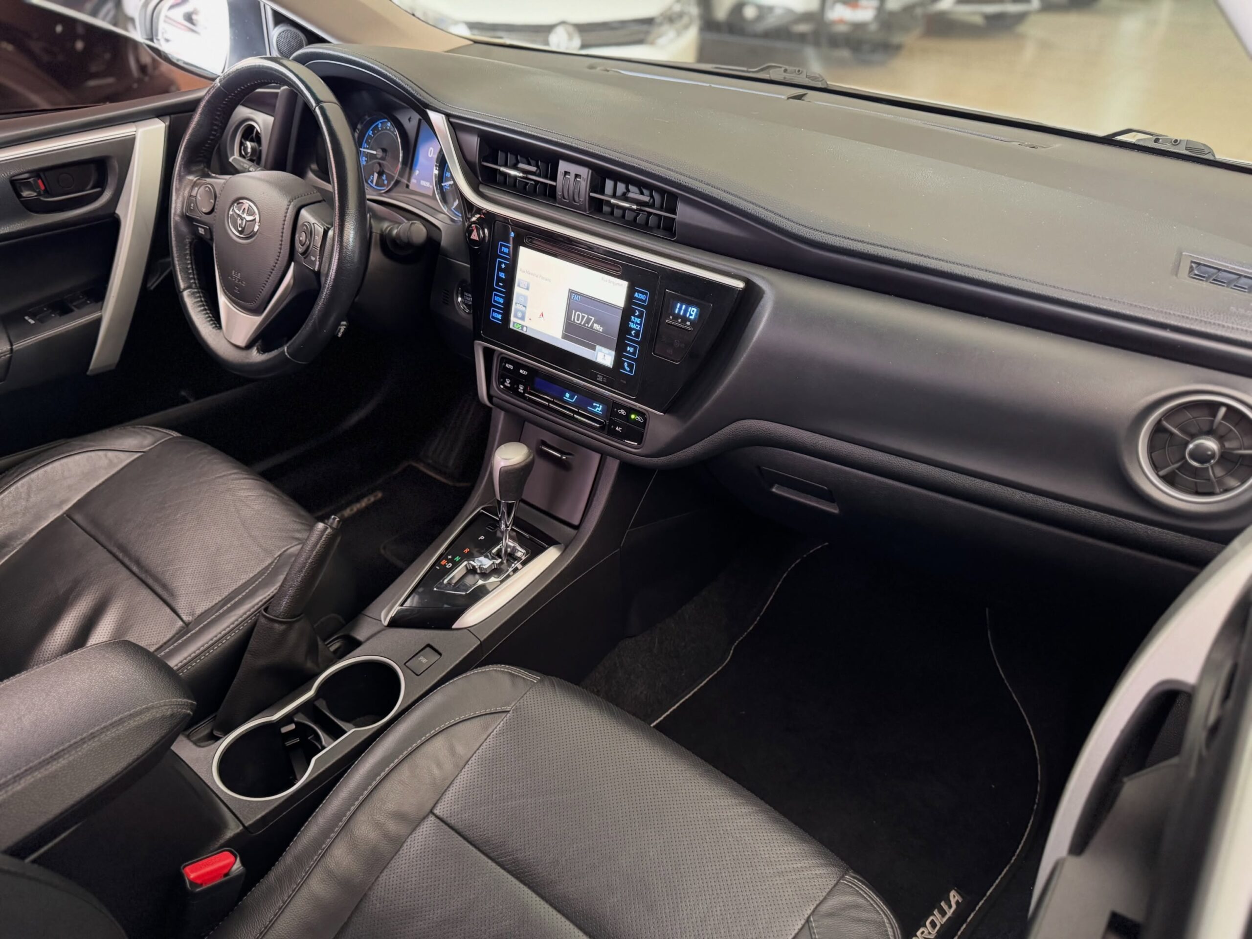 
								Toyota Corolla XRS 2019 full									