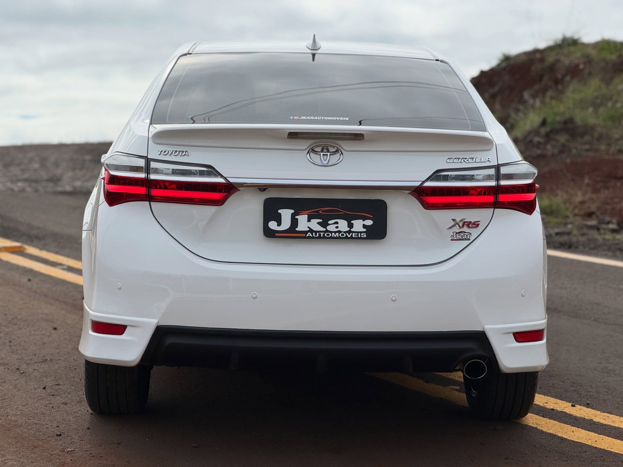 
								Toyota Corolla XRS 2019 full									